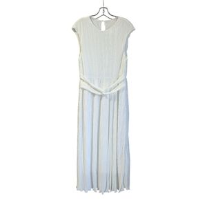 White Maxi Pleated Dress Size XL